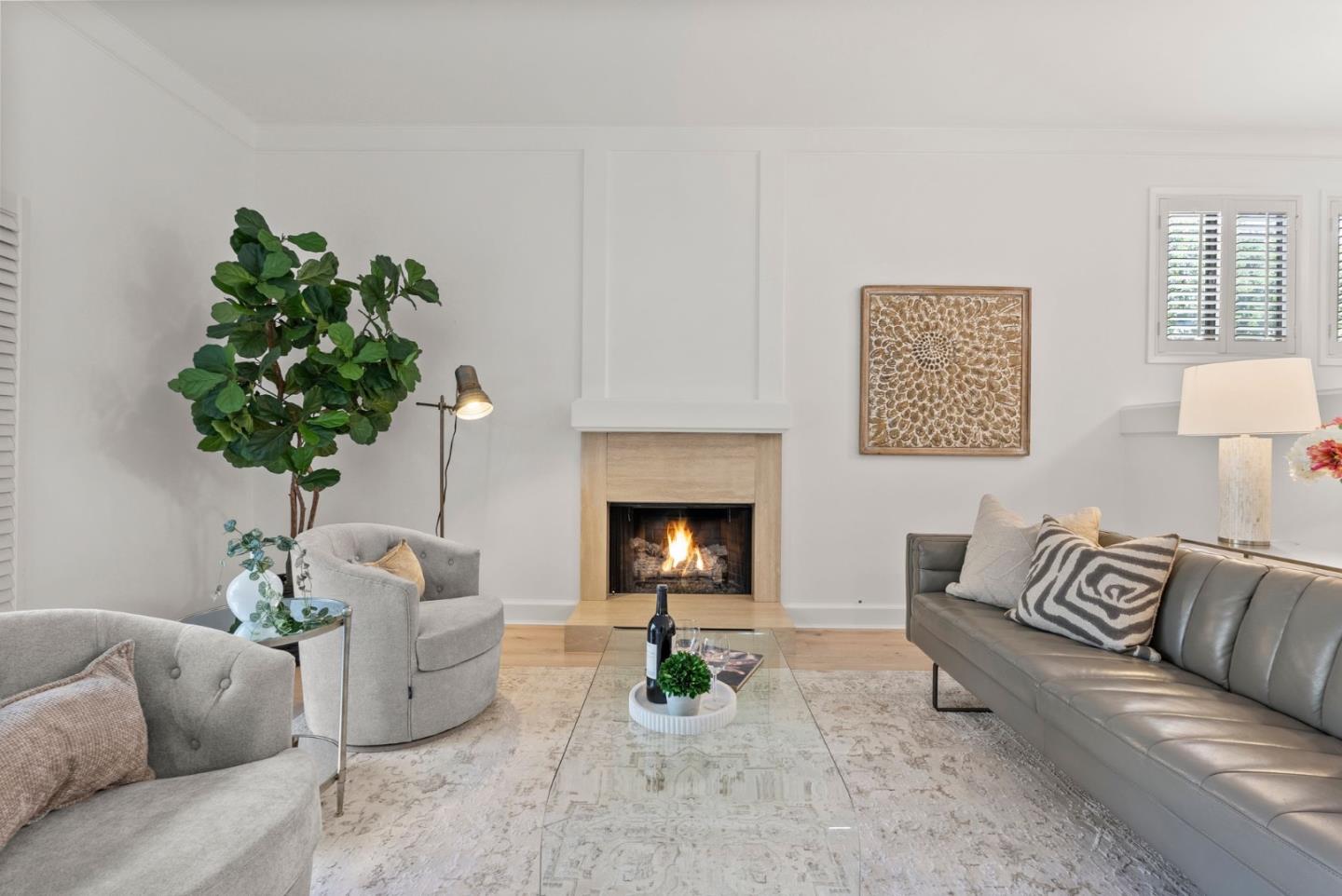 Detail Gallery Image 4 of 22 For 2142 Sand Hill Rd, Menlo Park,  CA 94025 - 3 Beds | 2/1 Baths