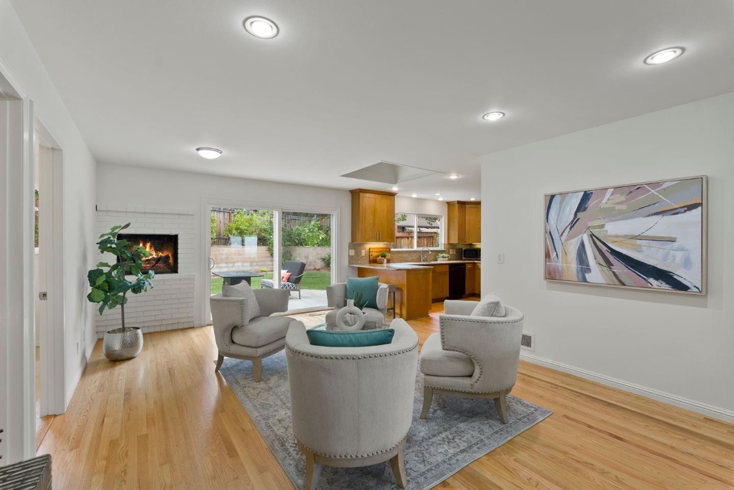 Detail Gallery Image 14 of 46 For 140 Virginia Ave, Belmont,  CA 94002 - 3 Beds | 3 Baths