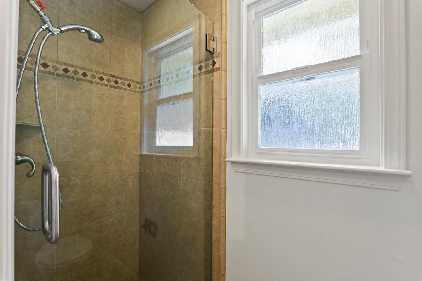 Detail Gallery Image 27 of 46 For 140 Virginia Ave, Belmont,  CA 94002 - 3 Beds | 3 Baths