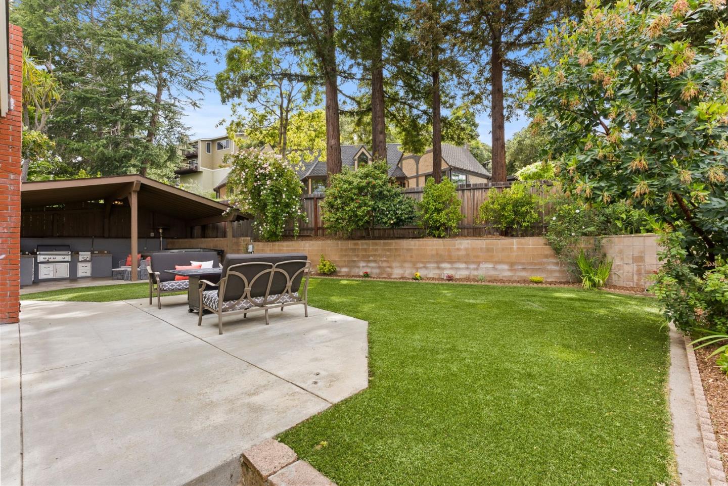 Detail Gallery Image 28 of 46 For 140 Virginia Ave, Belmont,  CA 94002 - 3 Beds | 3 Baths