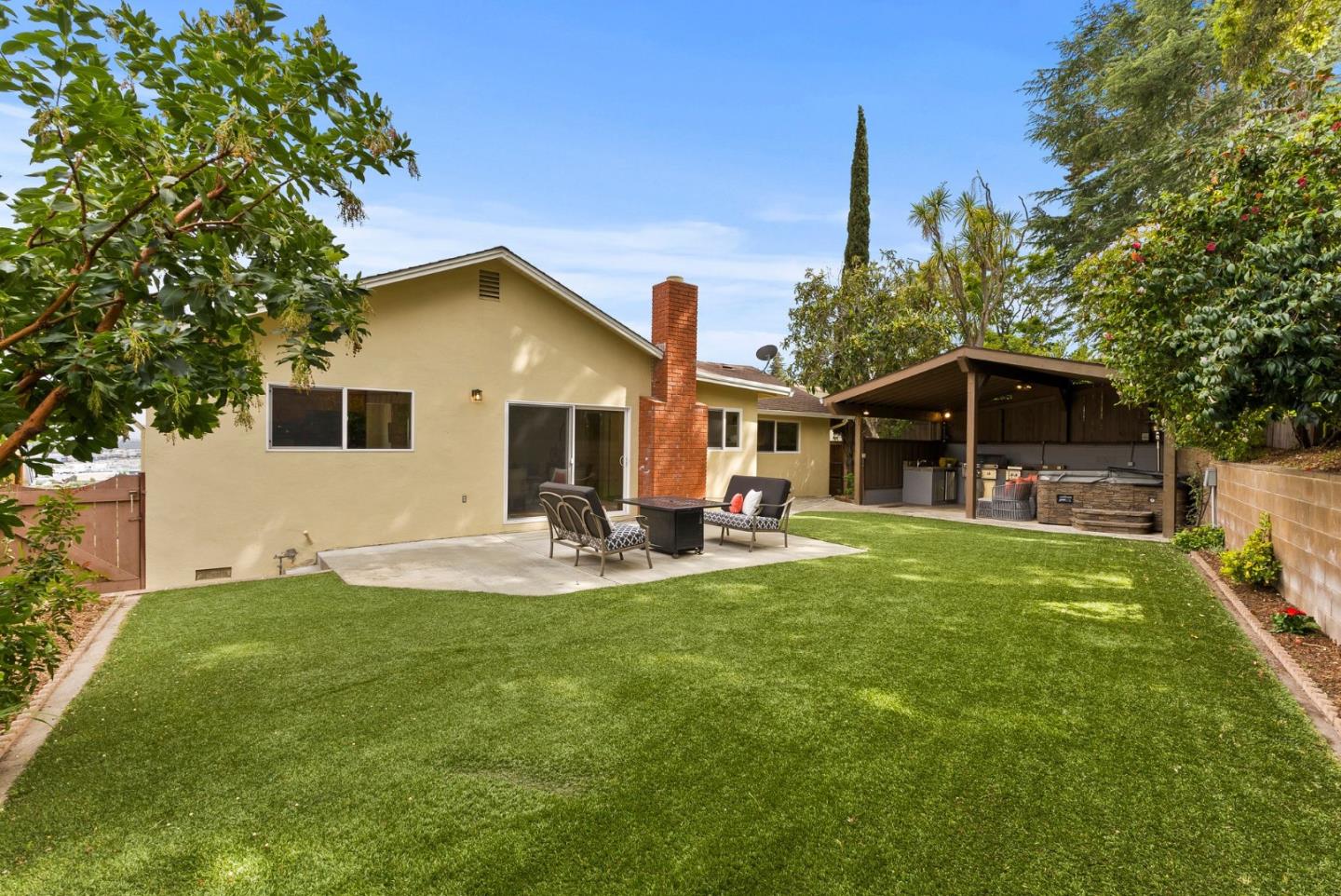 Detail Gallery Image 29 of 46 For 140 Virginia Ave, Belmont,  CA 94002 - 3 Beds | 3 Baths