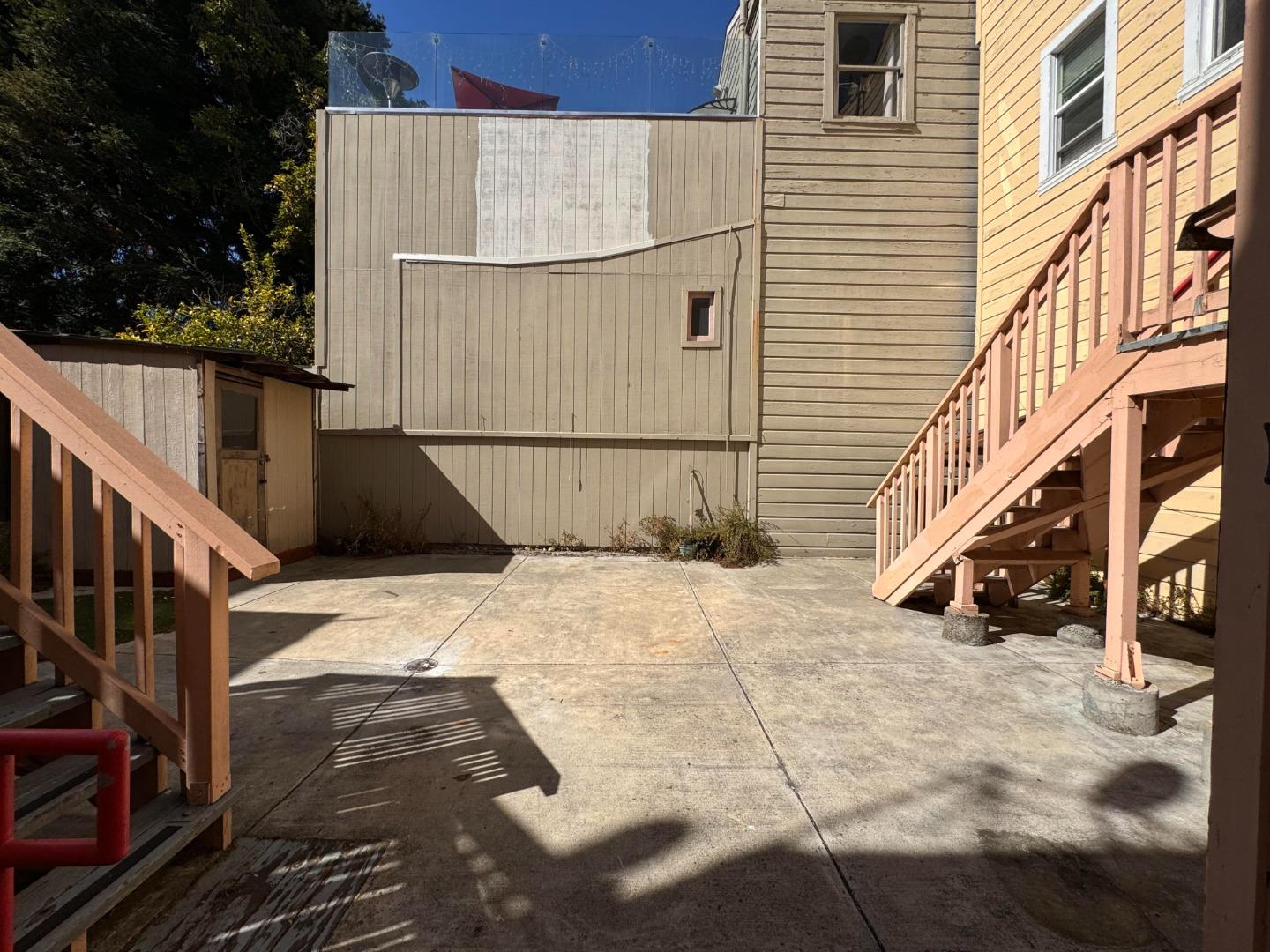 property-img