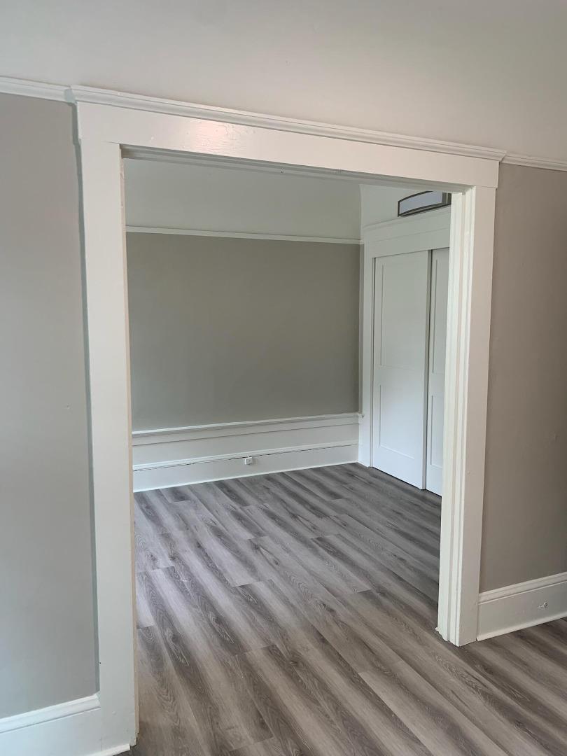 property-img