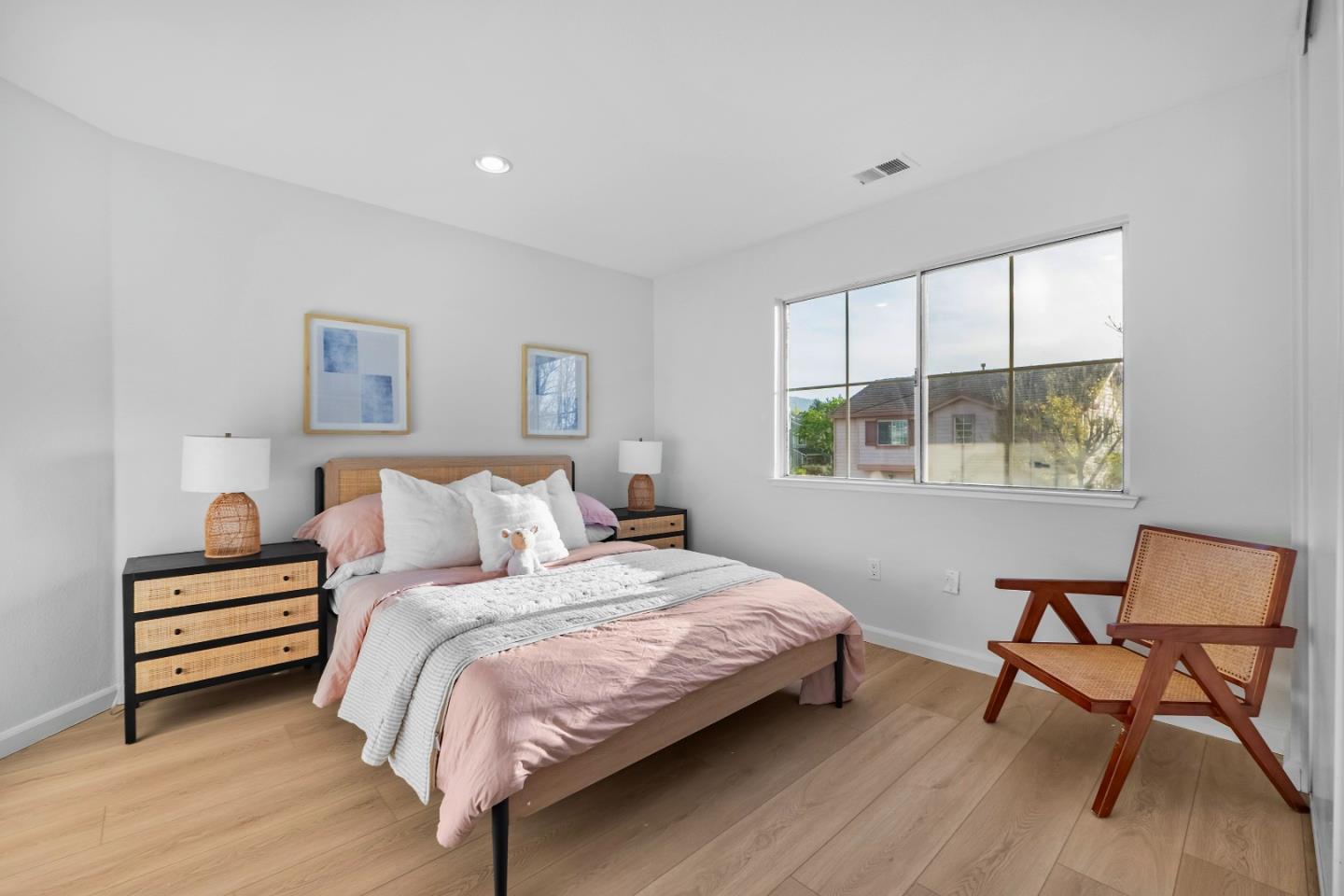 Detail Gallery Image 21 of 42 For 858 Windsor Hills Cir, San Jose,  CA 95123 - 3 Beds | 2/1 Baths