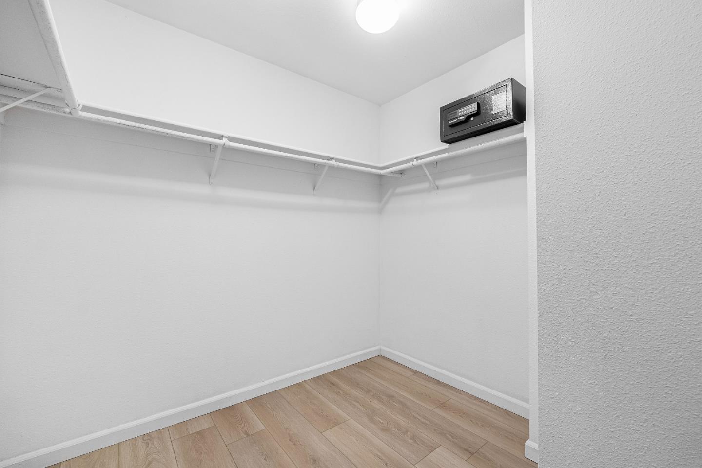 Detail Gallery Image 28 of 42 For 858 Windsor Hills Cir, San Jose,  CA 95123 - 3 Beds | 2/1 Baths