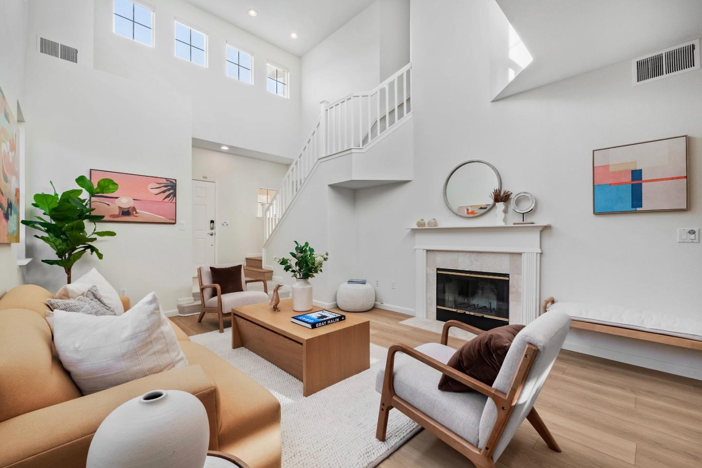 Detail Gallery Image 5 of 42 For 858 Windsor Hills Cir, San Jose,  CA 95123 - 3 Beds | 2/1 Baths