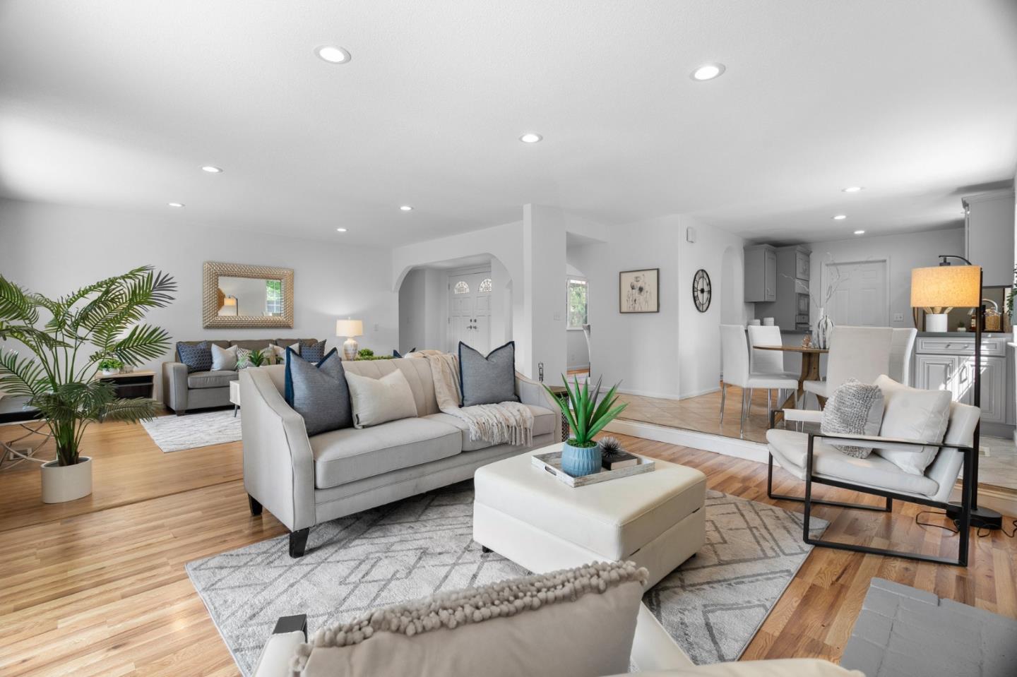 Detail Gallery Image 11 of 53 For 776 Vereda Ct, San Jose,  CA 95123 - 3 Beds | 2 Baths