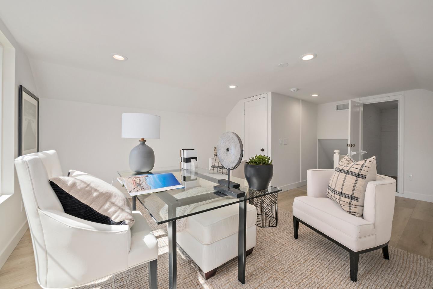 Detail Gallery Image 20 of 25 For 2425 Whipple Ave, Redwood City,  CA 94062 - 2 Beds | 2 Baths