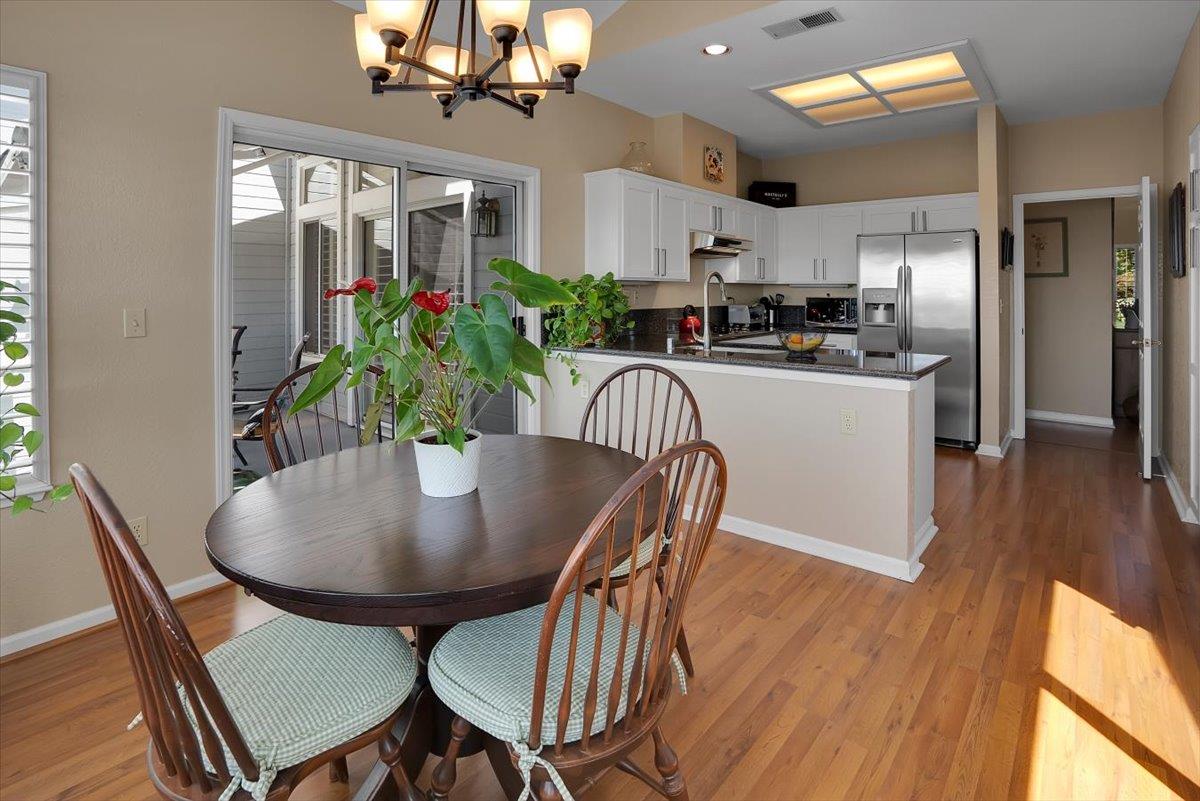 Detail Gallery Image 12 of 34 For 7829 Prestwick Cir, San Jose,  CA 95135 - 2 Beds | 2 Baths
