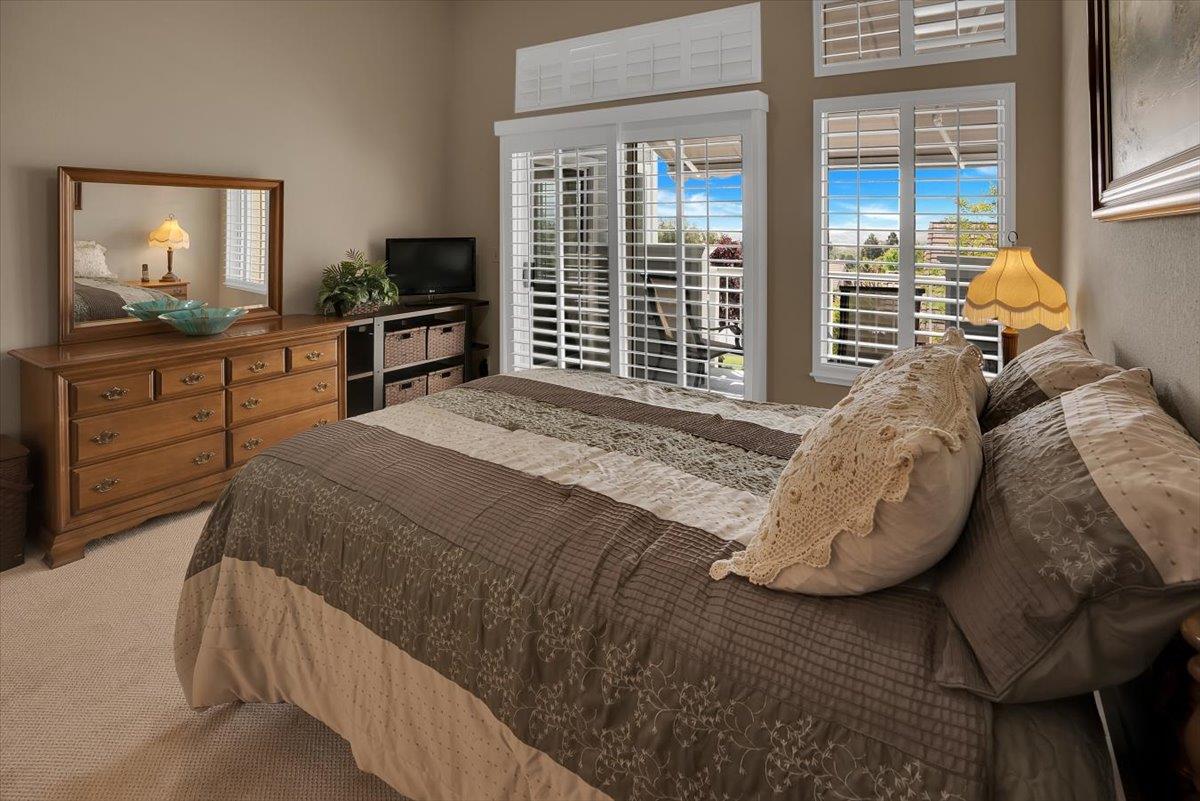 Detail Gallery Image 15 of 34 For 7829 Prestwick Cir, San Jose,  CA 95135 - 2 Beds | 2 Baths