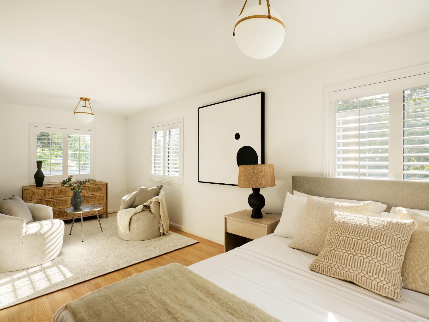 Detail Gallery Image 5 of 13 For 639 Palmer Ln, Menlo Park,  CA 94025 - 4 Beds | 3 Baths