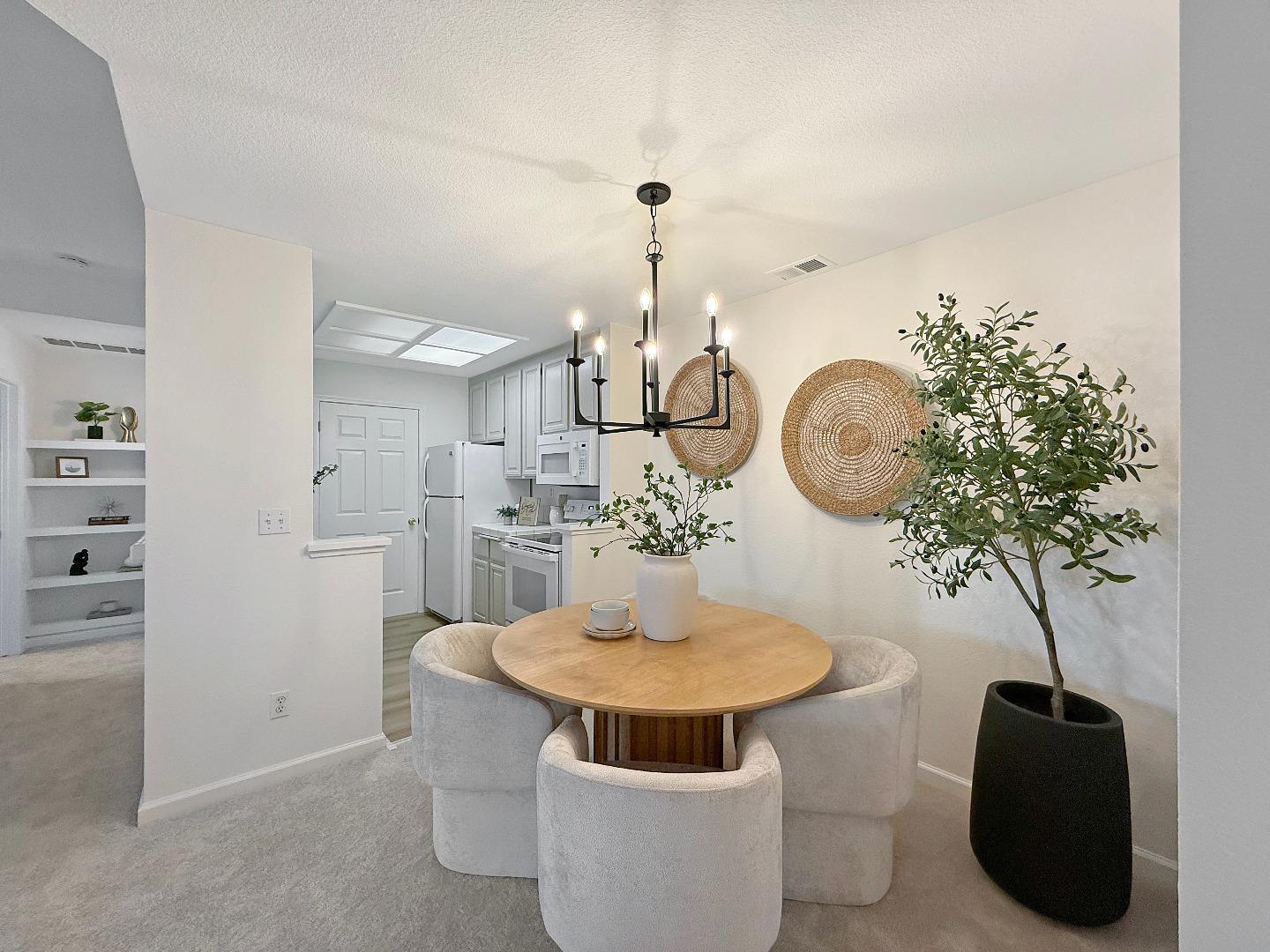 Detail Gallery Image 10 of 30 For 1790 Bevin Brook Dr, San Jose,  CA 95112 - 2 Beds | 2 Baths