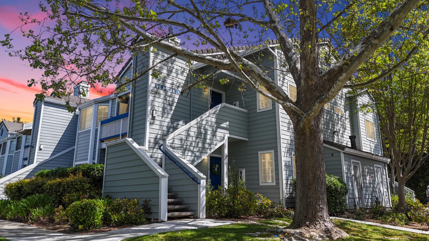 Detail Gallery Image 2 of 30 For 1790 Bevin Brook Dr, San Jose,  CA 95112 - 2 Beds | 2 Baths