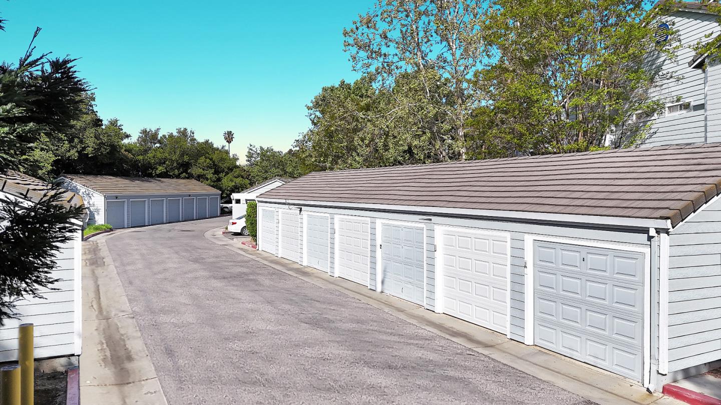 Detail Gallery Image 29 of 30 For 1790 Bevin Brook Dr, San Jose,  CA 95112 - 2 Beds | 2 Baths