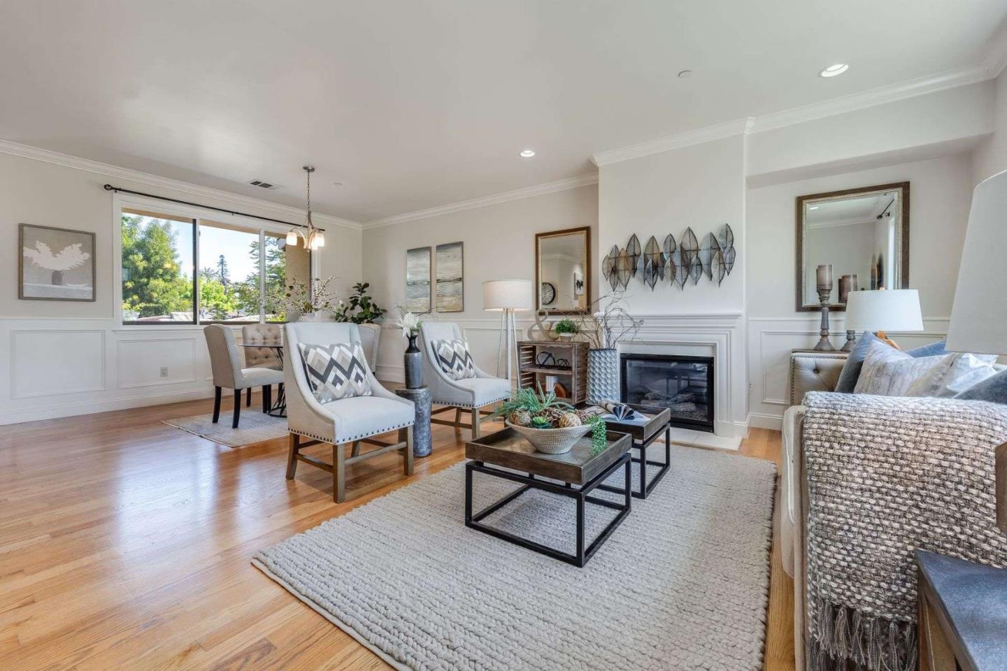Detail Gallery Image 15 of 38 For 537 Elm St, San Carlos,  CA 94070 - 2 Beds | 2/1 Baths