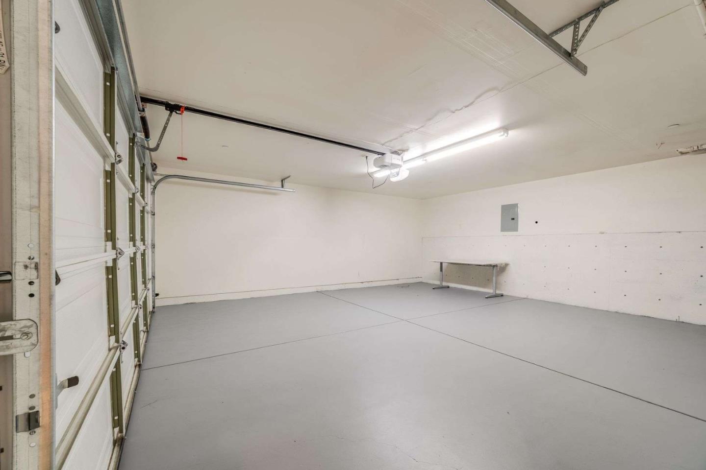 Detail Gallery Image 35 of 38 For 537 Elm St, San Carlos,  CA 94070 - 2 Beds | 2/1 Baths