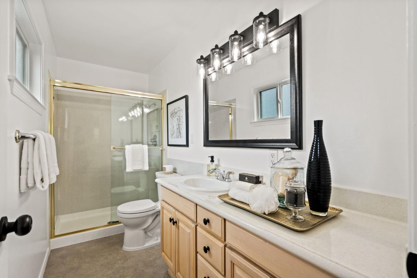 Detail Gallery Image 29 of 58 For 135 Belvue Dr, Los Gatos,  CA 95032 - 5 Beds | 3 Baths