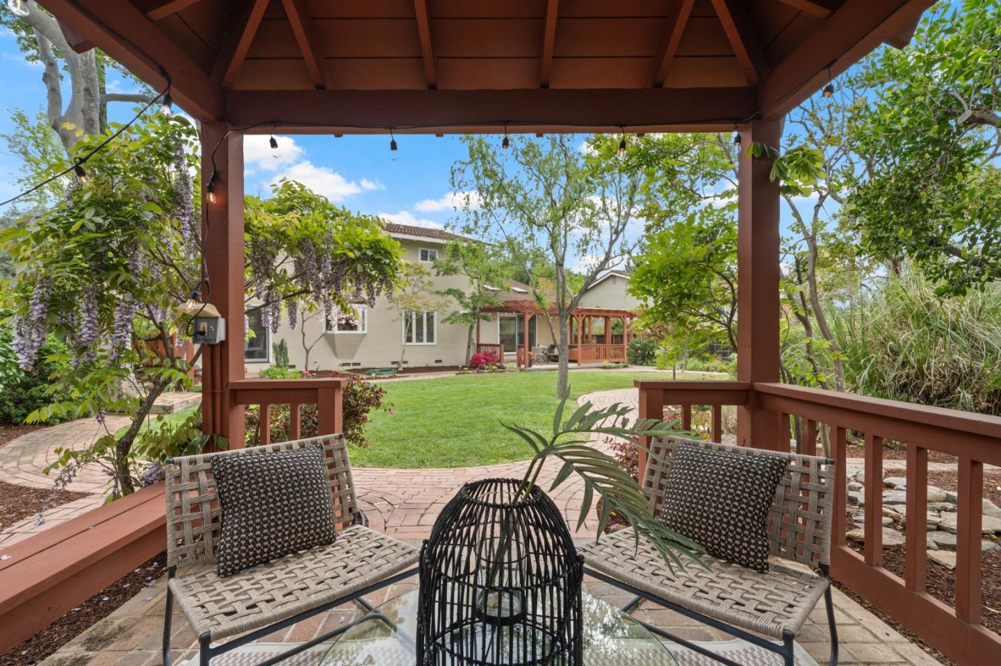 Detail Gallery Image 44 of 58 For 135 Belvue Dr, Los Gatos,  CA 95032 - 5 Beds | 3 Baths