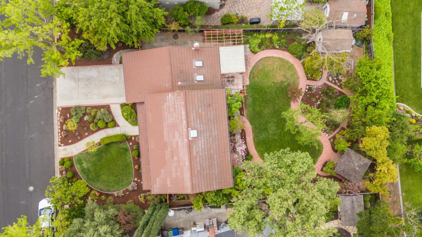 Detail Gallery Image 55 of 58 For 135 Belvue Dr, Los Gatos,  CA 95032 - 5 Beds | 3 Baths