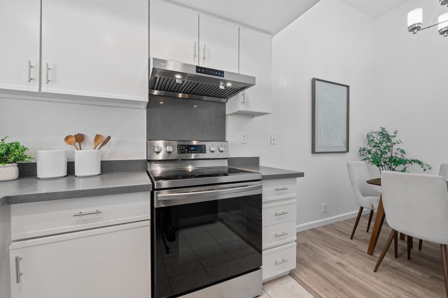Detail Gallery Image 10 of 36 For 1508 Briartree Dr, San Jose,  CA 95131 - 2 Beds | 2 Baths