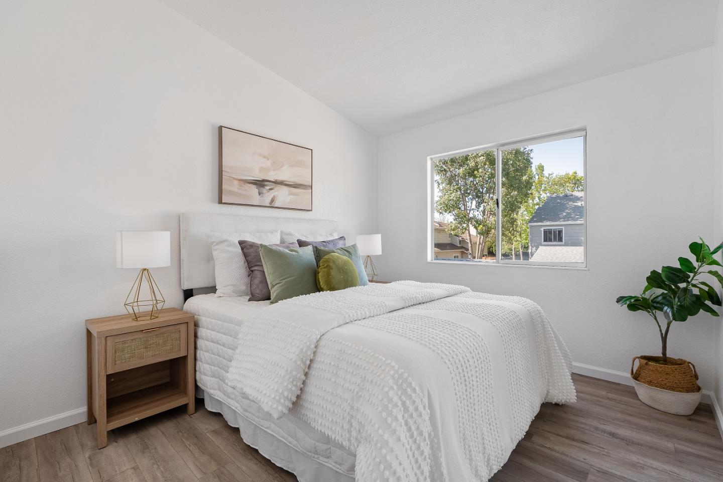 Detail Gallery Image 12 of 36 For 1508 Briartree Dr, San Jose,  CA 95131 - 2 Beds | 2 Baths