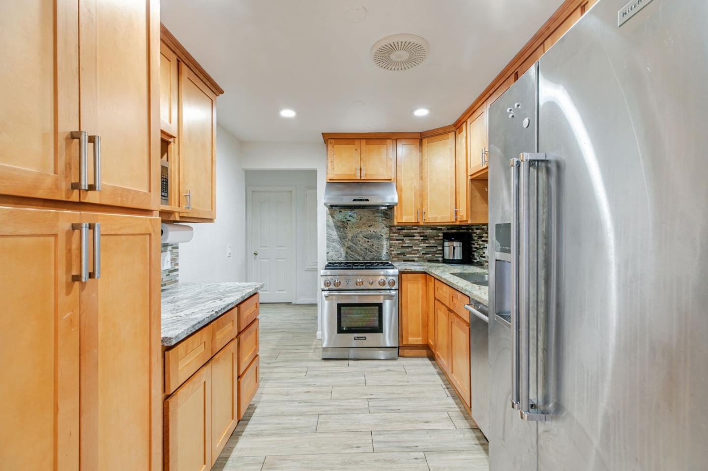 Detail Gallery Image 16 of 59 For 351 S 23rd St a,  San Jose,  CA 95116 - 4 Beds | 3 Baths