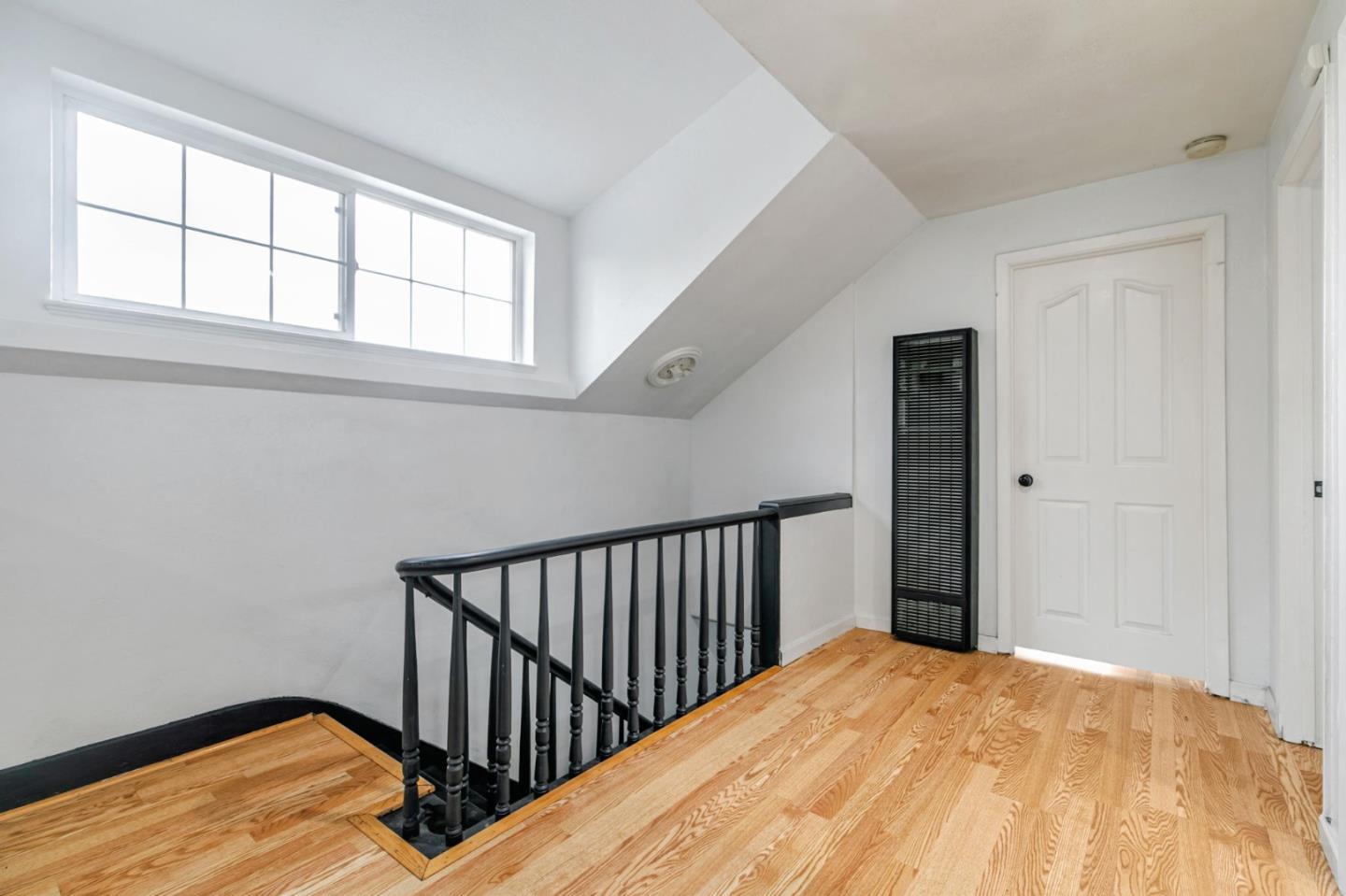 Detail Gallery Image 27 of 59 For 351 S 23rd St a,  San Jose,  CA 95116 - 4 Beds | 3 Baths