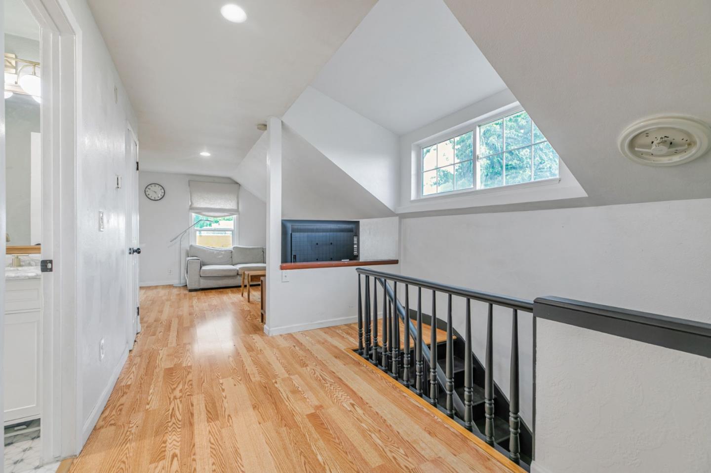 Detail Gallery Image 28 of 59 For 351 S 23rd St a,  San Jose,  CA 95116 - 4 Beds | 3 Baths
