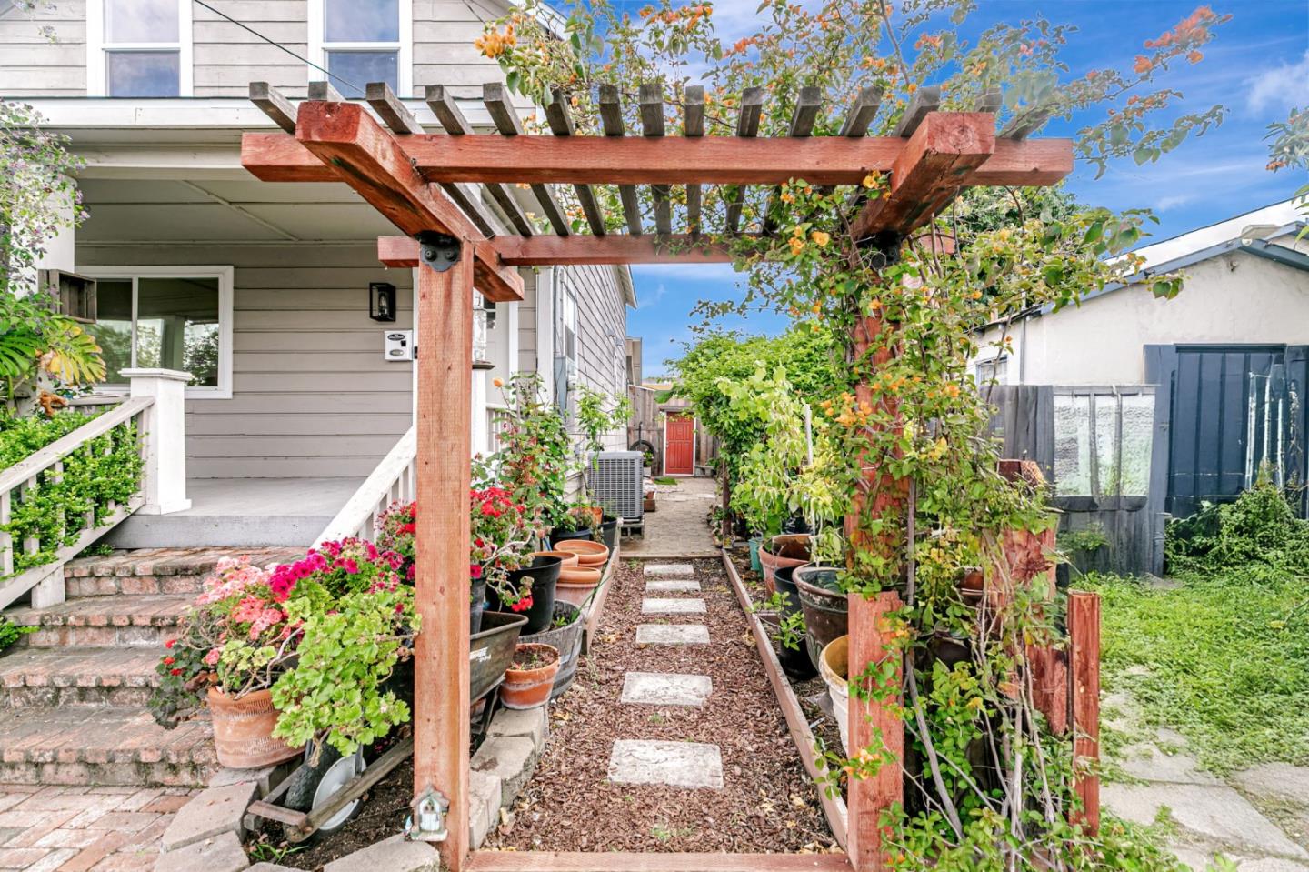 Detail Gallery Image 57 of 59 For 351 S 23rd St a,  San Jose,  CA 95116 - 4 Beds | 3 Baths