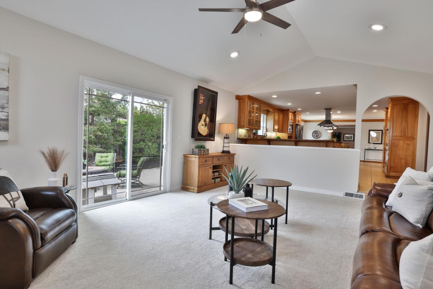 Detail Gallery Image 18 of 67 For 2017 Gypsy Ave, San Martin,  CA 95046 - 4 Beds | 2/1 Baths