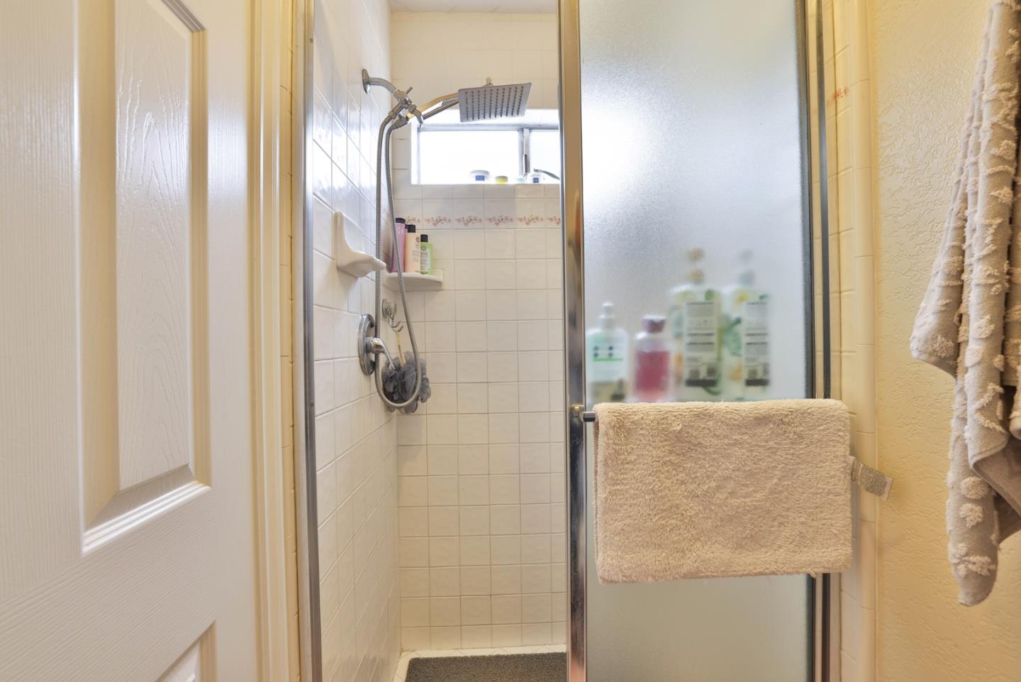Detail Gallery Image 31 of 67 For 2017 Gypsy Ave, San Martin,  CA 95046 - 4 Beds | 2/1 Baths