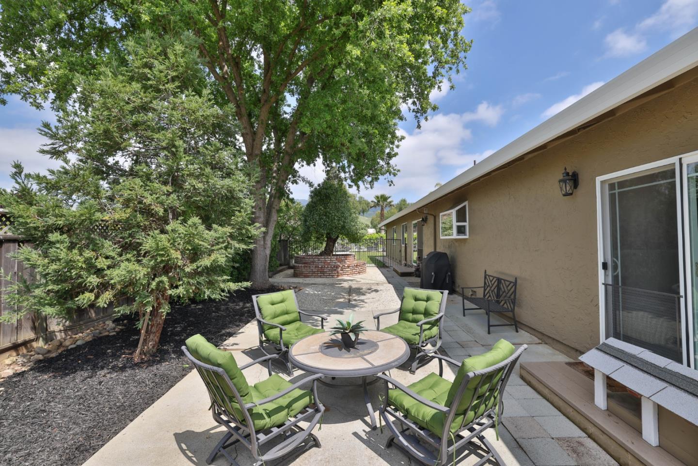 Detail Gallery Image 43 of 67 For 2017 Gypsy Ave, San Martin,  CA 95046 - 4 Beds | 2/1 Baths