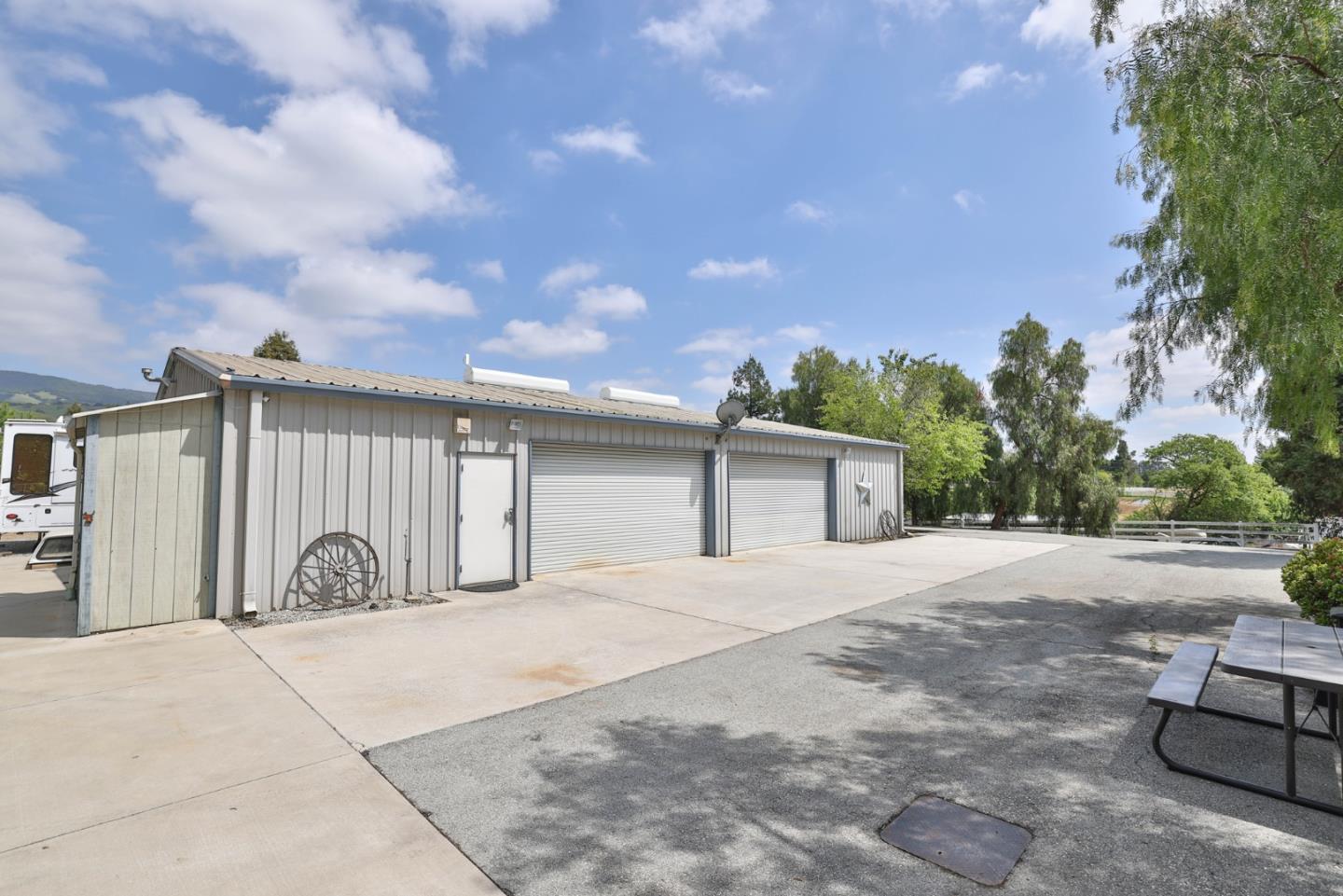 Detail Gallery Image 48 of 67 For 2017 Gypsy Ave, San Martin,  CA 95046 - 4 Beds | 2/1 Baths