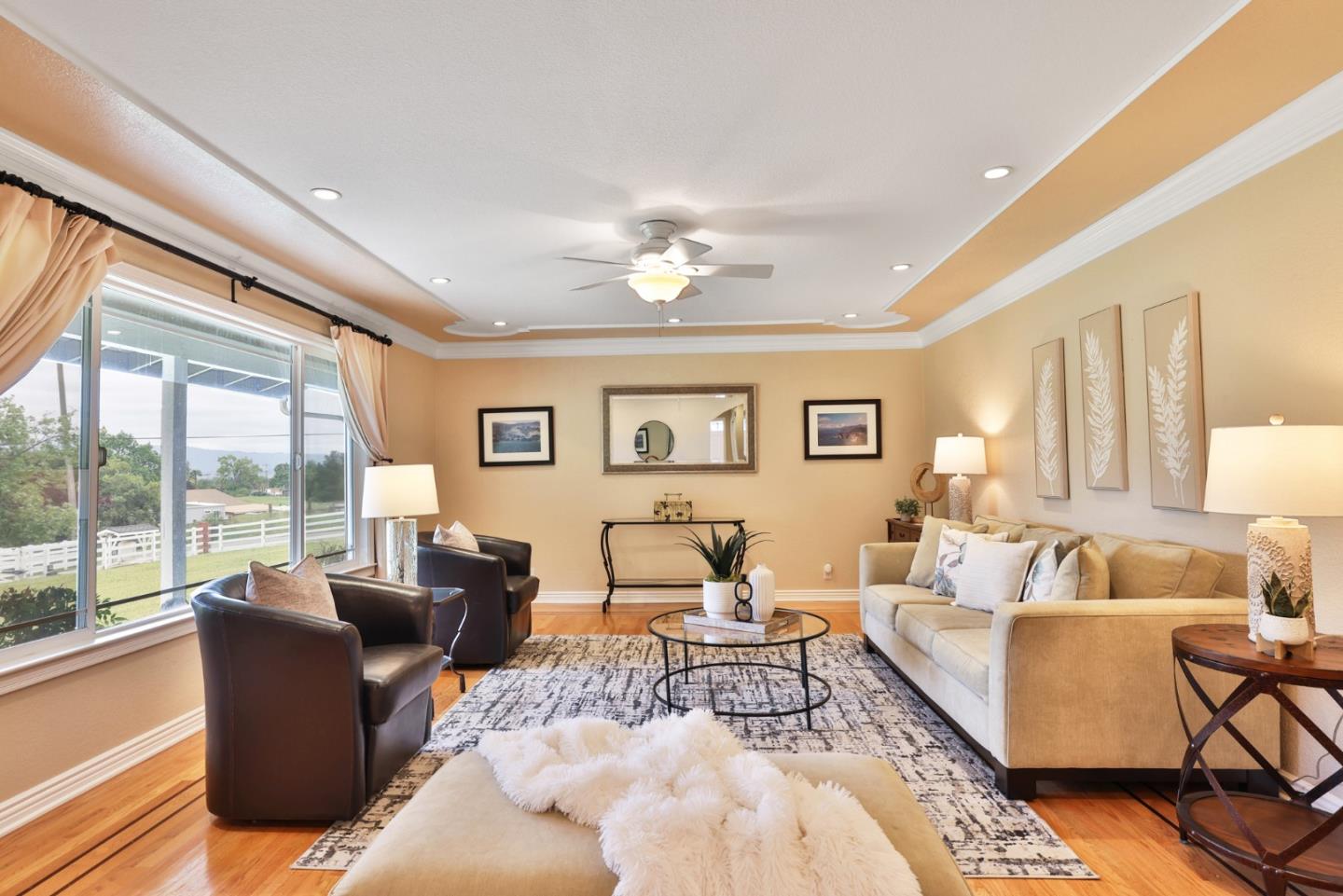 Detail Gallery Image 9 of 67 For 2017 Gypsy Ave, San Martin,  CA 95046 - 4 Beds | 2/1 Baths