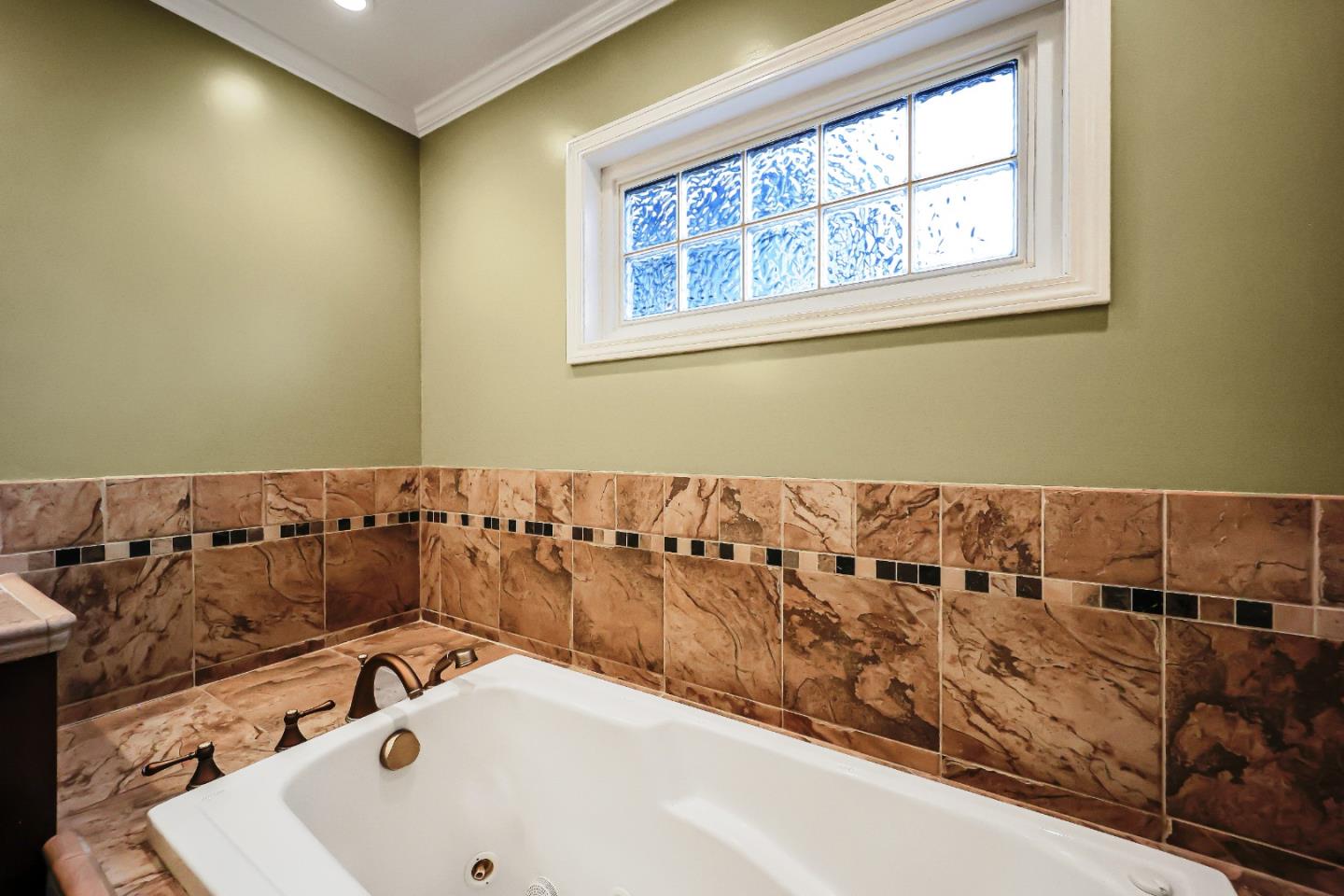 Detail Gallery Image 91 of 100 For 1129 Johnson St, Redwood City,  CA 94061 - 3 Beds | 3 Baths