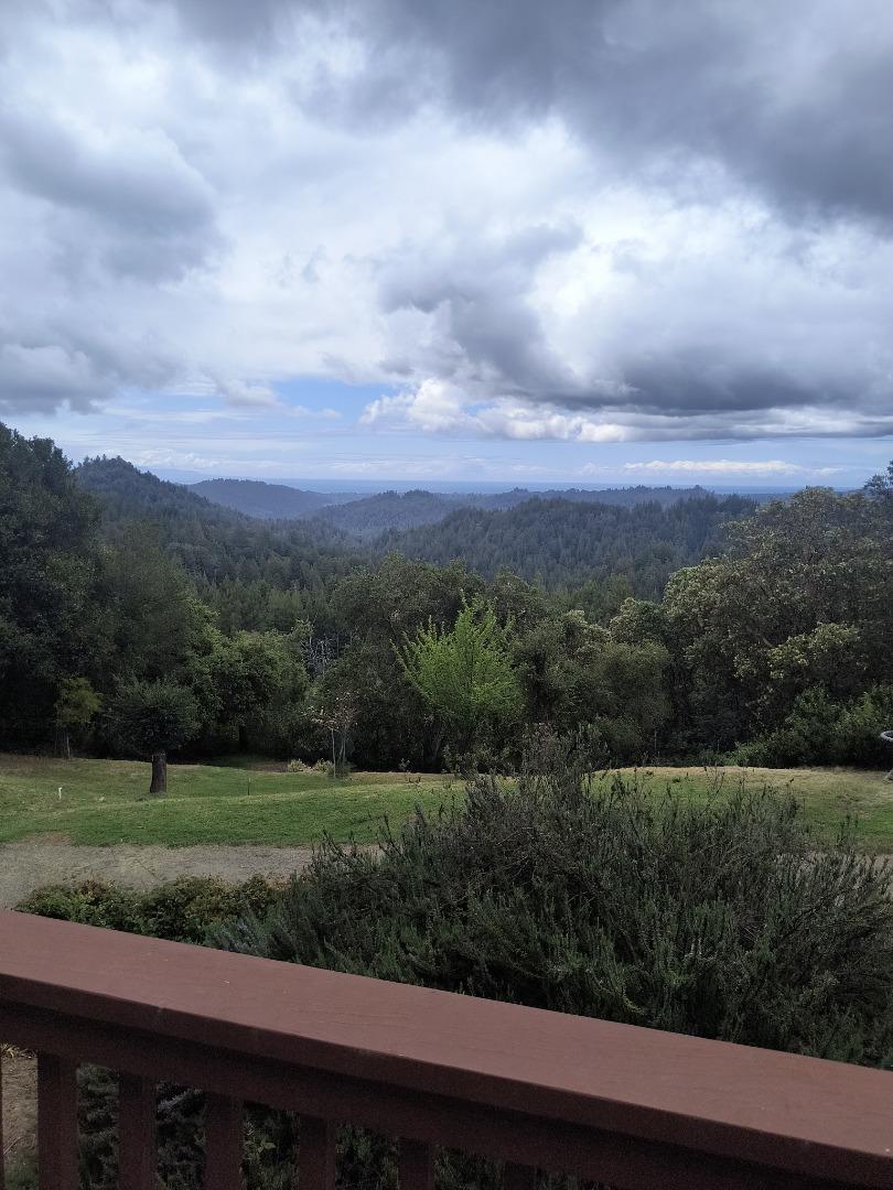 Detail Gallery Image 2 of 38 For 1380 Amaya Ridge Rd, Soquel,  CA 95073 - 3 Beds | 2/1 Baths