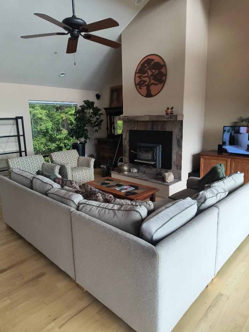 Detail Gallery Image 9 of 38 For 1380 Amaya Ridge Rd, Soquel,  CA 95073 - 3 Beds | 2/1 Baths