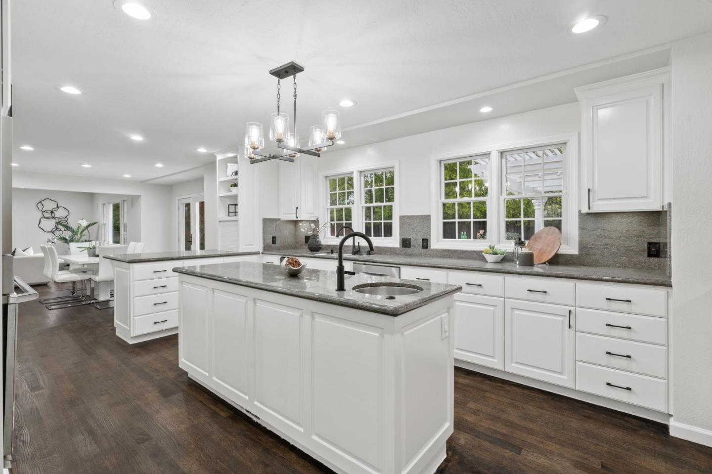 Detail Gallery Image 11 of 70 For 6852 Eldridge Dr, San Jose,  CA 95120 - 5 Beds | 2/1 Baths