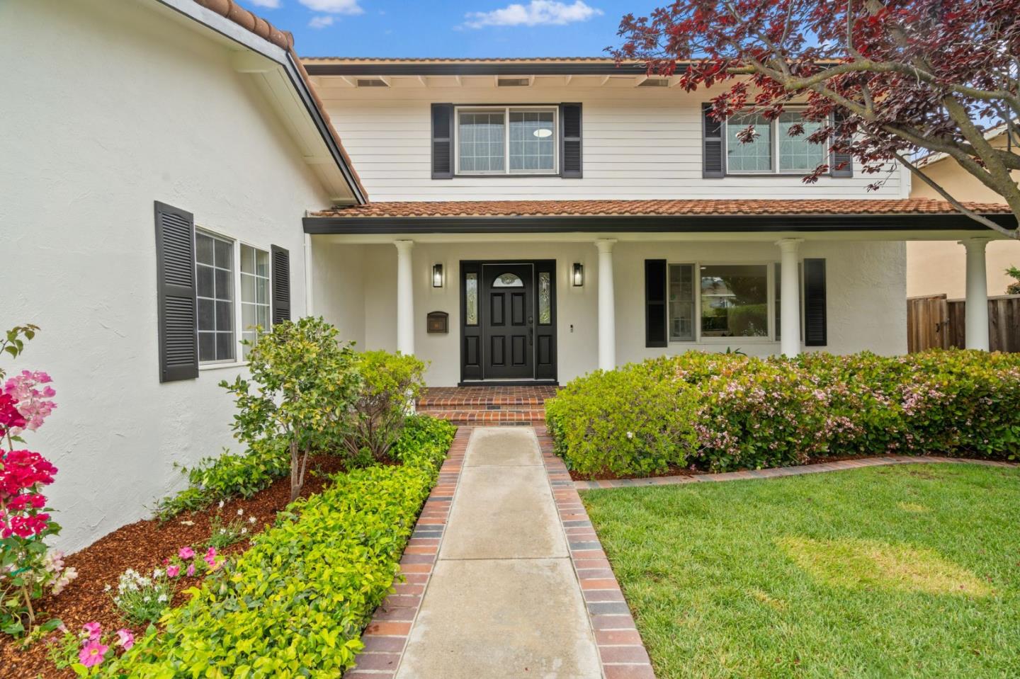 Detail Gallery Image 2 of 70 For 6852 Eldridge Dr, San Jose,  CA 95120 - 5 Beds | 2/1 Baths