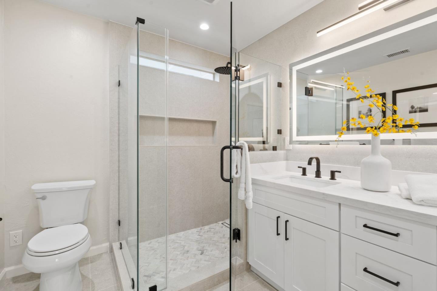 Detail Gallery Image 24 of 70 For 6852 Eldridge Dr, San Jose,  CA 95120 - 5 Beds | 2/1 Baths