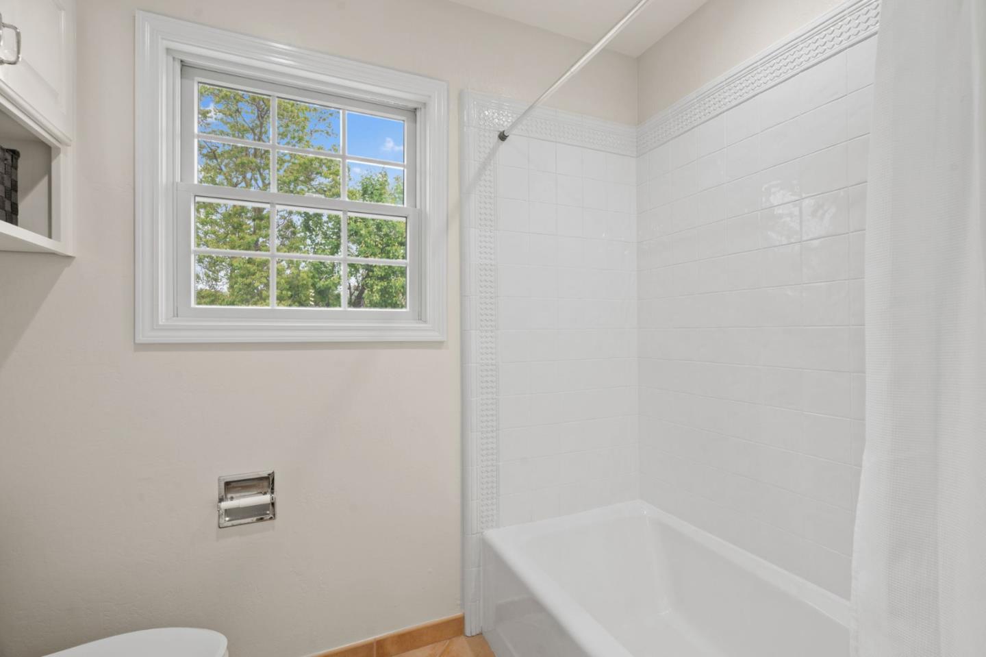 Detail Gallery Image 30 of 70 For 6852 Eldridge Dr, San Jose,  CA 95120 - 5 Beds | 2/1 Baths