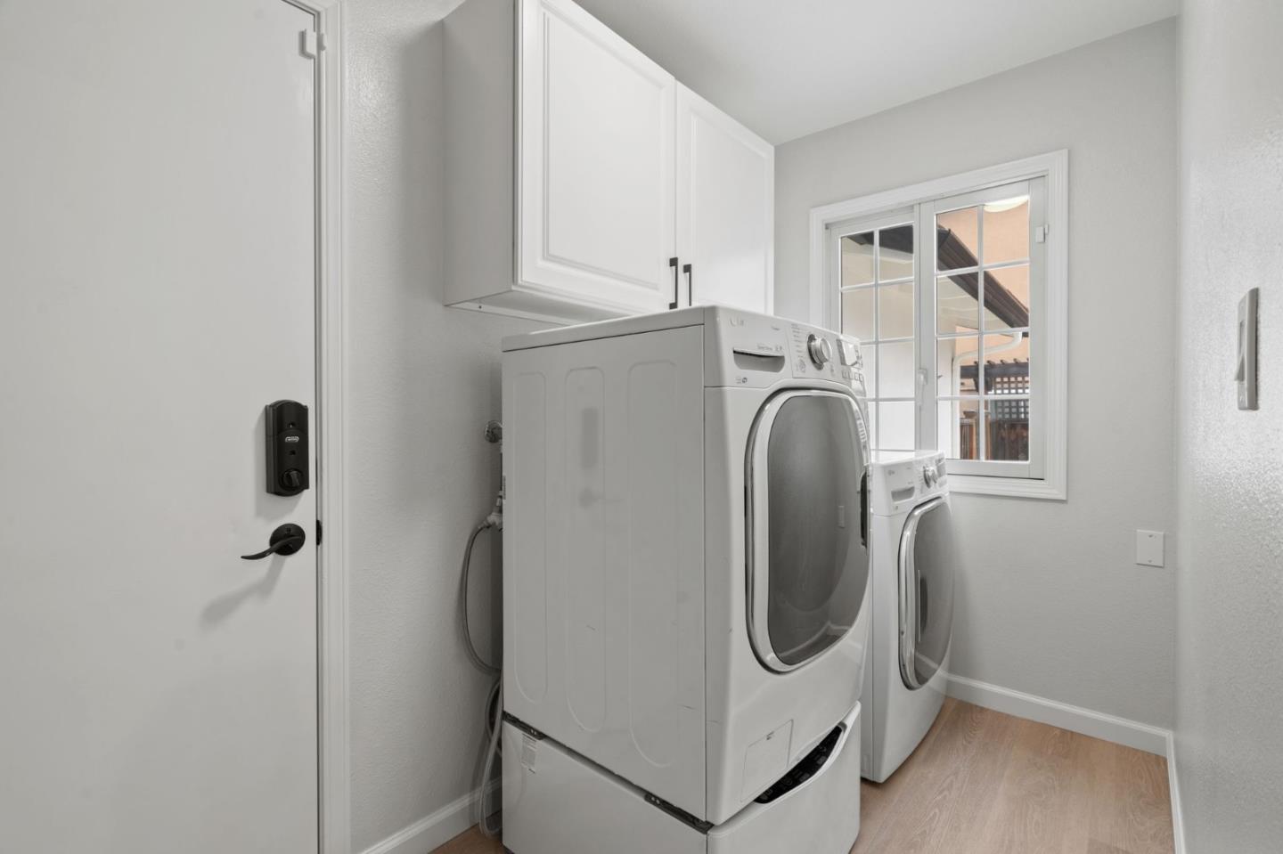 Detail Gallery Image 34 of 70 For 6852 Eldridge Dr, San Jose,  CA 95120 - 5 Beds | 2/1 Baths