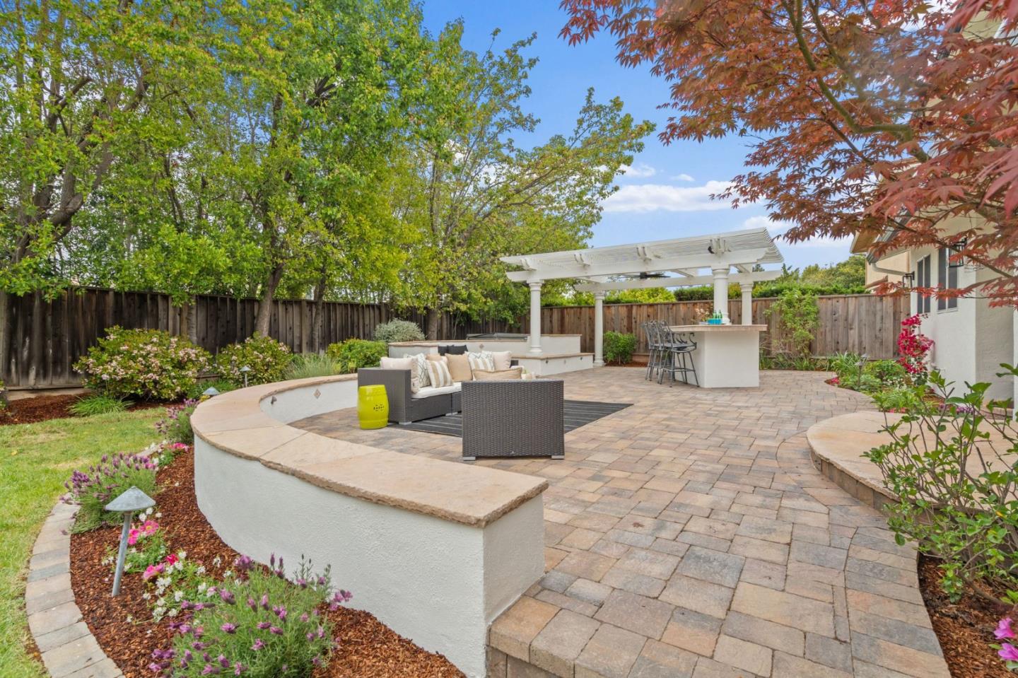 Detail Gallery Image 48 of 70 For 6852 Eldridge Dr, San Jose,  CA 95120 - 5 Beds | 2/1 Baths