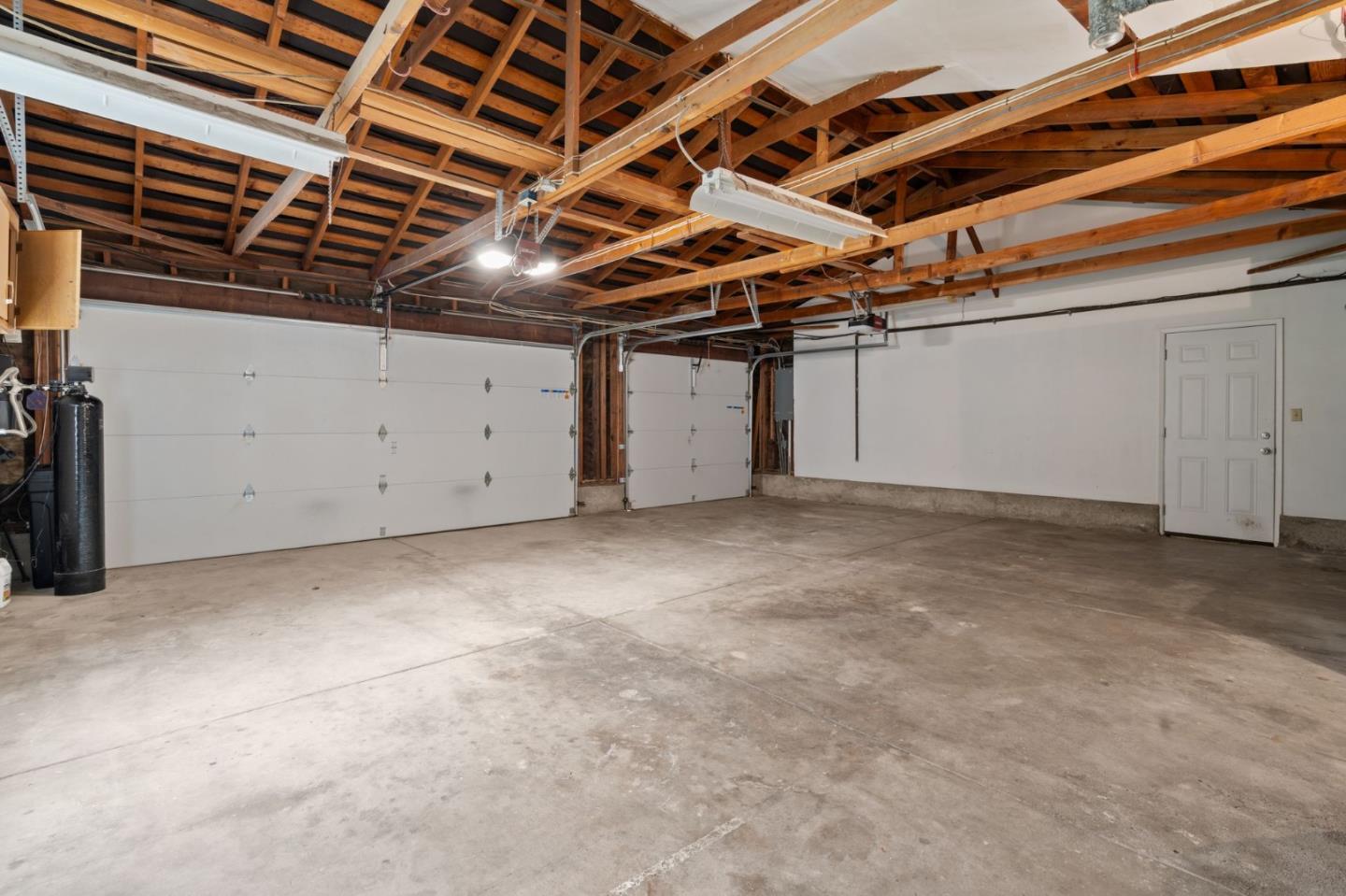 Detail Gallery Image 49 of 70 For 6852 Eldridge Dr, San Jose,  CA 95120 - 5 Beds | 2/1 Baths