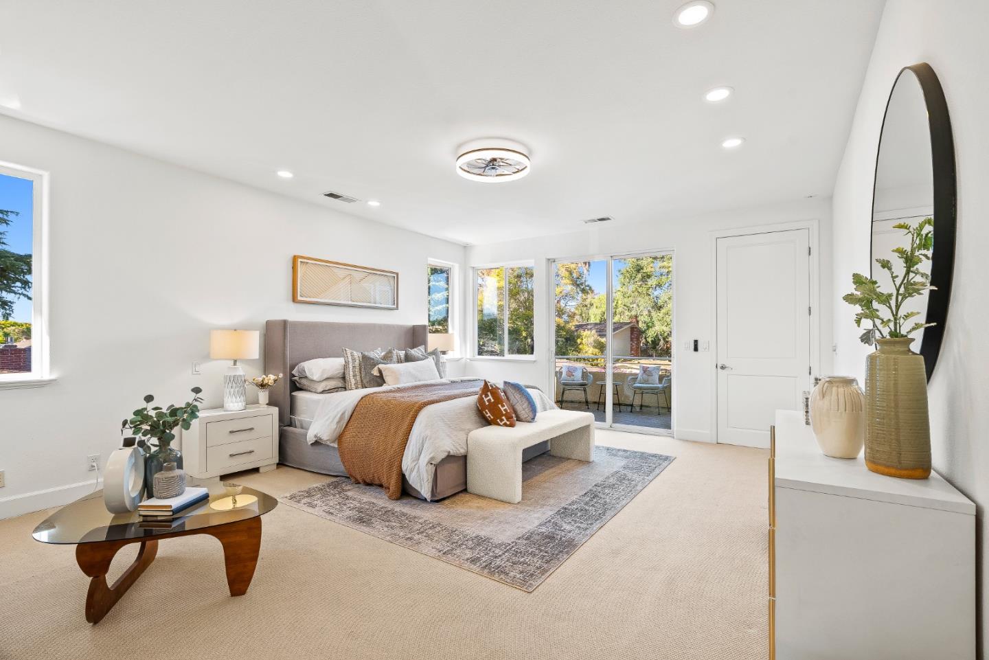 Detail Gallery Image 30 of 81 For 325 E Oakwood Blvd, Redwood City,  CA 94061 - 4 Beds | 3/1 Baths