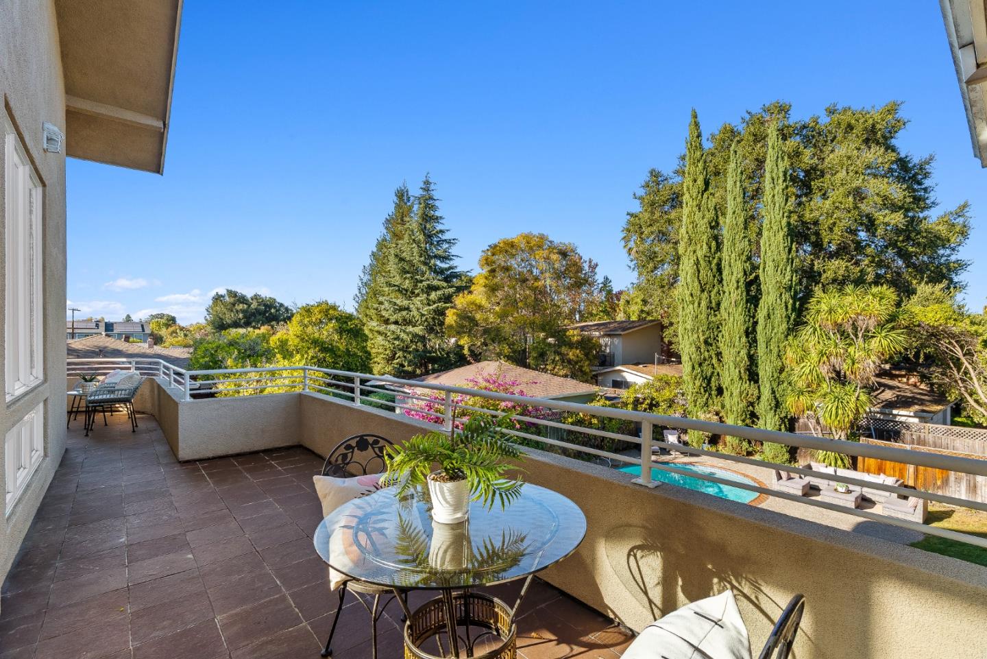 Detail Gallery Image 39 of 81 For 325 E Oakwood Blvd, Redwood City,  CA 94061 - 4 Beds | 3/1 Baths