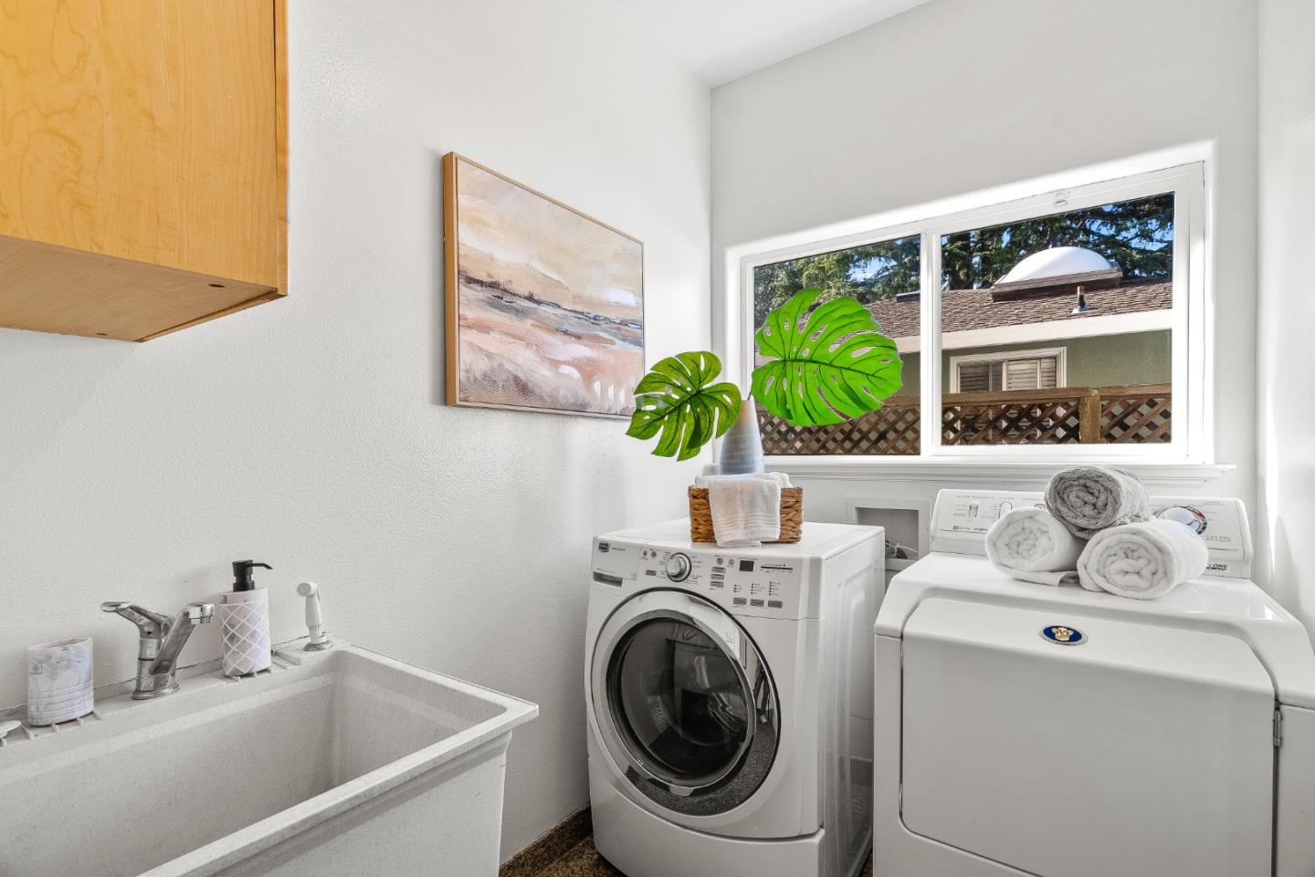 Detail Gallery Image 60 of 81 For 325 E Oakwood Blvd, Redwood City,  CA 94061 - 4 Beds | 3/1 Baths