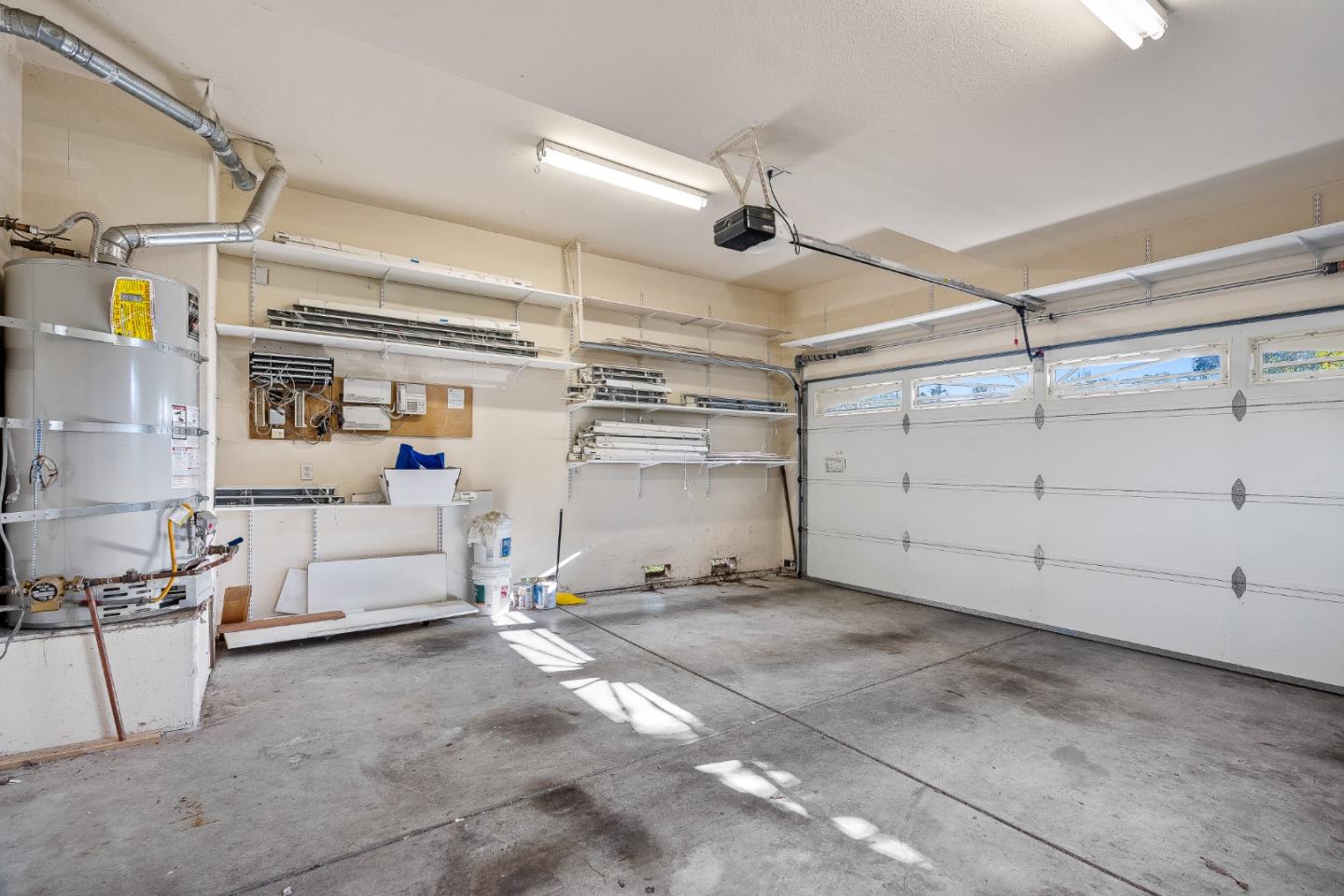 Detail Gallery Image 61 of 81 For 325 E Oakwood Blvd, Redwood City,  CA 94061 - 4 Beds | 3/1 Baths