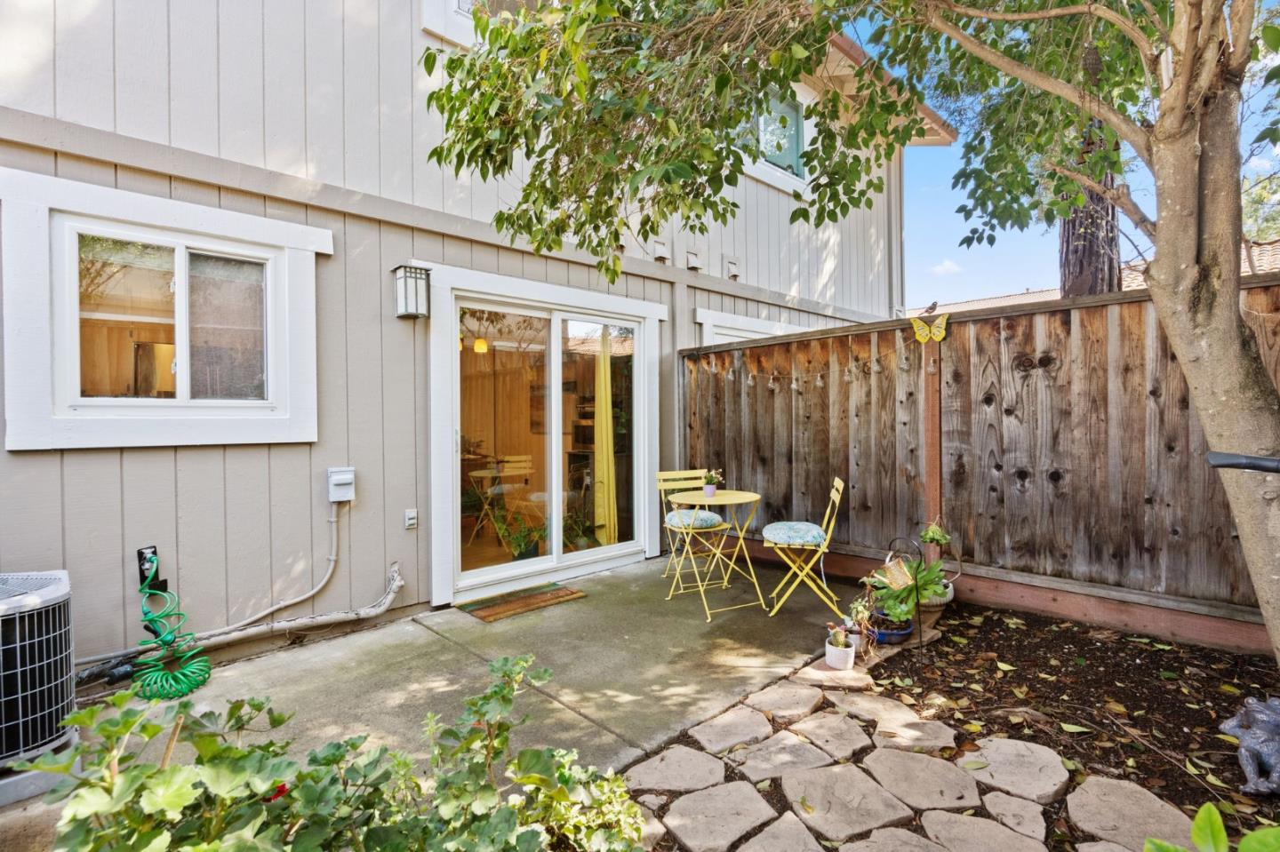 Detail Gallery Image 18 of 21 For 663 Concord Pl, Pleasanton,  CA 94566 - 2 Beds | 1/1 Baths