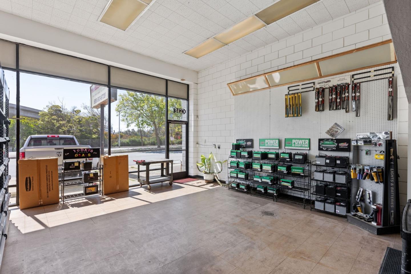 Detail Gallery Image 11 of 36 For 1139 Airport Blvd, South San Francisco,  CA 94080 - – Beds | – Baths